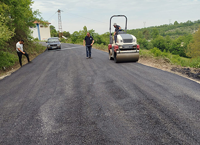 Muharremler Köyü Grup Yolu Asfalt Kaplama İşi Tamamlanmıştır.